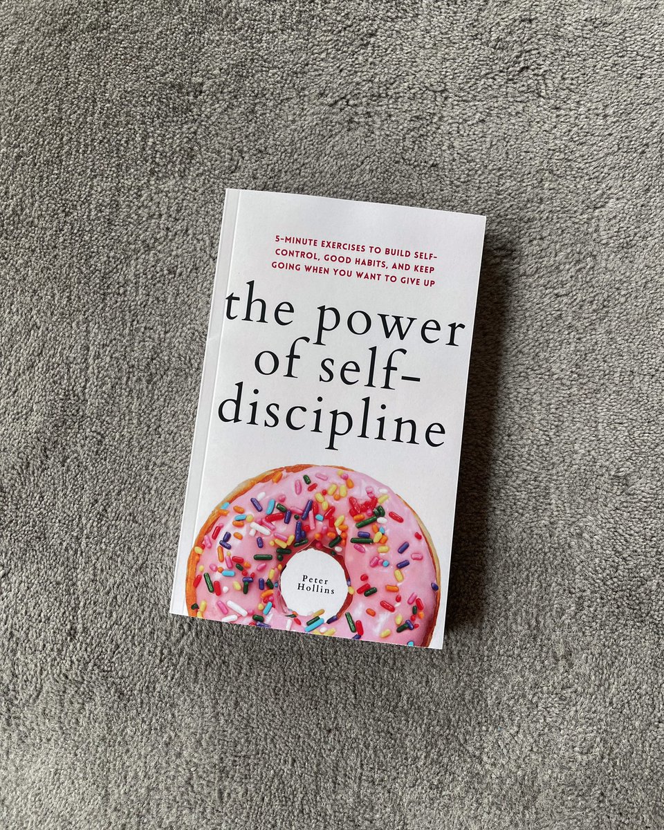 new book mail ft falling leaves🍂

| thomreads