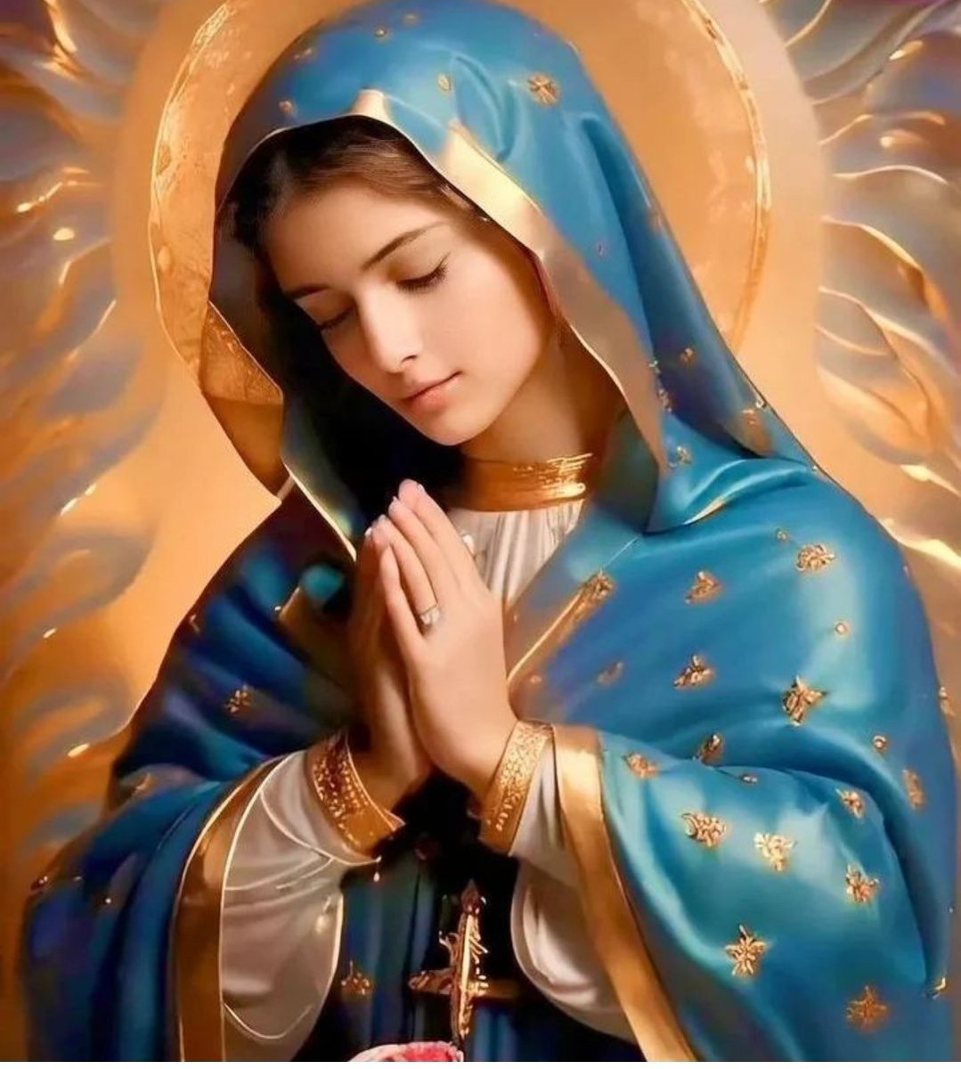 María, Madre nuestra,  ruega por la Paz del Mundo.