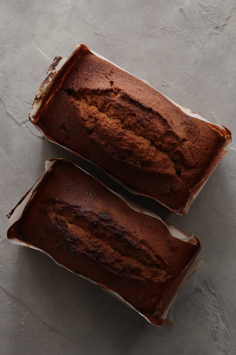 胡桃と無花果のキャラメルパウンド

胡桃×無花果は最高です😮‍💨🤎

私が出しているレシピ大人のキャラメルパウンドの生地に少しシナモンを入れてみました。キャラメルの甘苦さと、後から香るシナモンがとっても合います。

この季節にピッタリな焼き菓子となりました🍁🍂