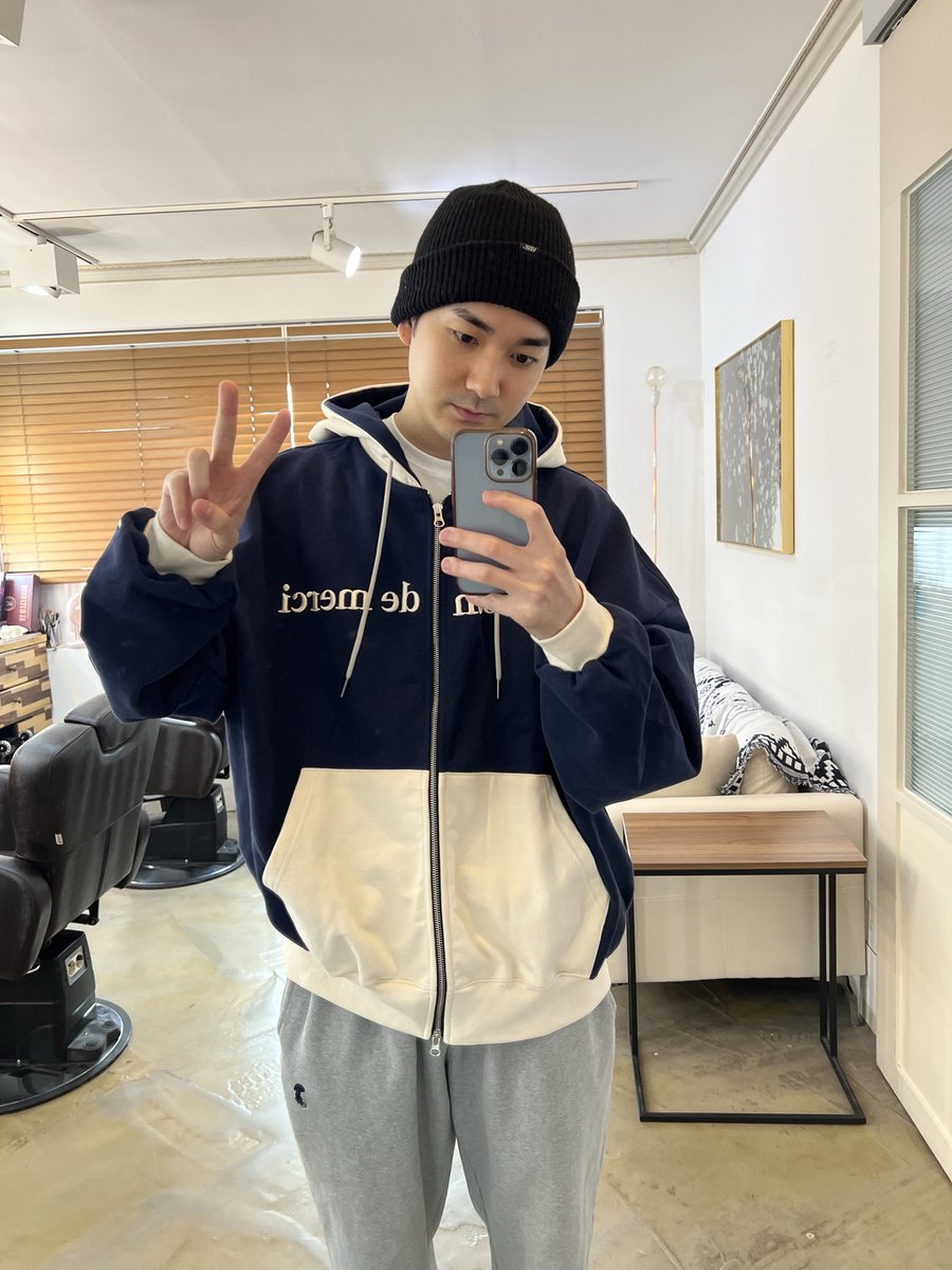 aronoeix's tweet photo. ✌🏻

#곽아론 #곽영민 #아론 #코리안카우보이스 #AARON #AaronKwak #theaaronkwak #realaaronkwak #KoreanCowboys https://t.co/hGnFGawG8q