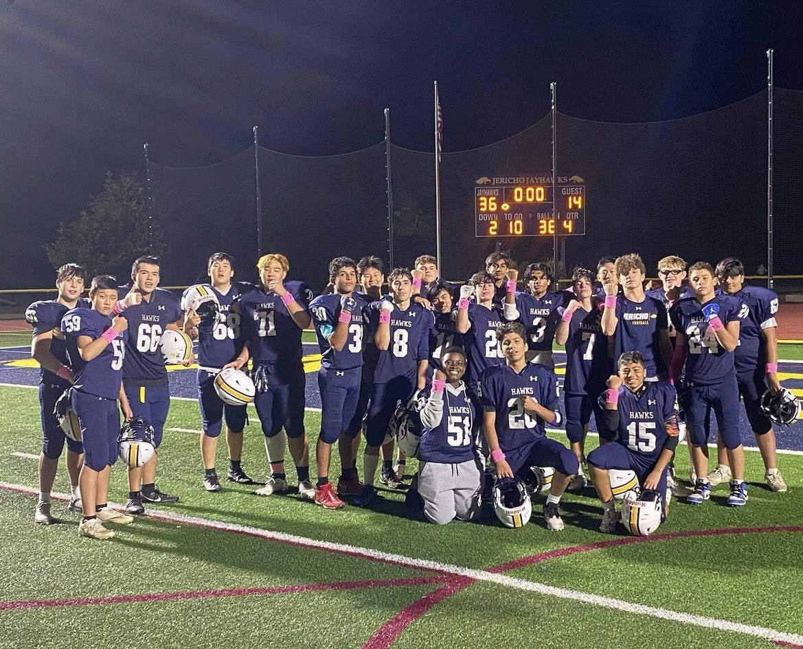 JerichoFootball's tweet photo. A great 36-14 win for the JV Jayhawks last night. Great job boys. Come support the varsity team today, 2PM @ Sewanhaka HS #rolljayhawks @jerichosports https://t.co/0fXs7wgF8W