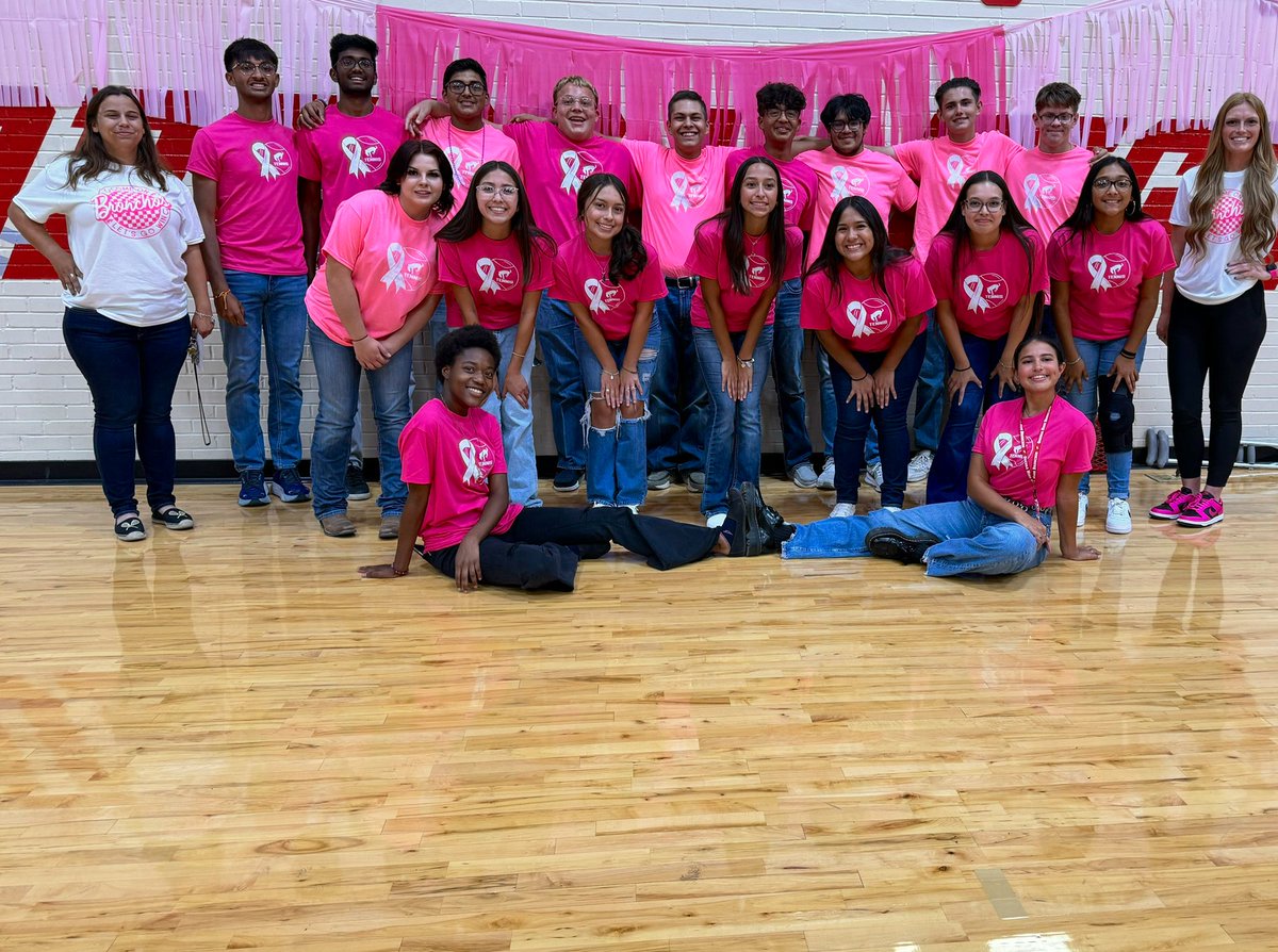 Odessa High School Tennis (@odessahstennis) on Twitter photo Our 2023-24 varsity team was honored to be introduced at the #PinkOut pep-rally! 🎾🐴🅾️
& How bout them Bronchos?! 🏈 71-70 W over SA Central in OT
<a href="/BigRedBronchos/">Odessa High School</a> <a href="/BronchoNews/">OHS Broncho News</a> Our 2023-24 varsity team was honored to be introduced at the #PinkOut pep-rally! 🎾🐴🅾️
& How bout them Bronchos?! 🏈 71-70 W over SA Central in OT
<a href="/BigRedBronchos/">Odessa High School</a> <a href="/BronchoNews/">OHS Broncho News</a>