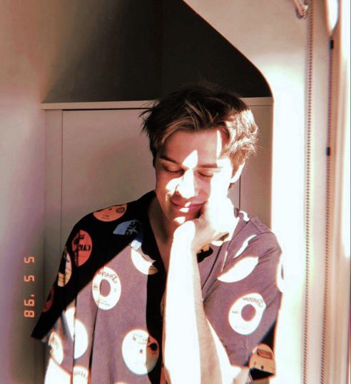 utterlydima's tweet image. Sergeant Dima Lev Ivanov 🫡
vs
Dime 💕