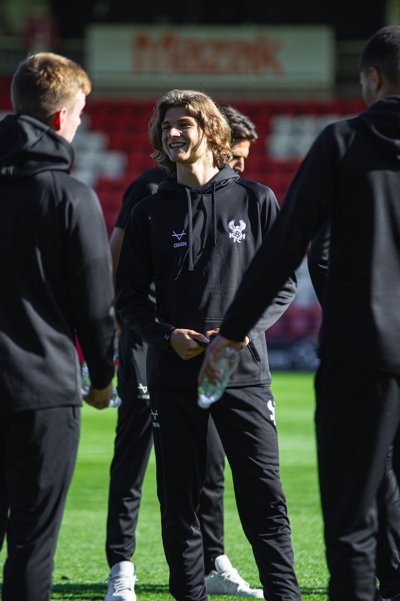 khfcofficial's tweet photo. 🎓18 year-old @harriersacademy midfielder Noah Rubio is amongst today’s substitutes.

#Harriers 🦅 https://t.co/By3pEAoEjB