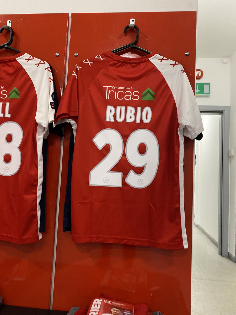 🎓18 year-old <a href="/harriersacademy/">Harriers Academy</a> midfielder Noah Rubio is amongst today’s substitutes.

#Harriers 🦅