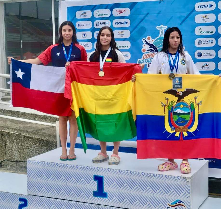 DesacuerdoTv's tweet image. #VamosBolivia
Oro 🥇 para Bolivia 🇧🇴 
Segunda Jornada de la Copa Pacífico 2023 y Naiara Roca gana la presea dorada en Cali, Colombia, e impone un nuevo récordde categoría en la prueba de 200 metros pecho con ⏱️ 2:47.02 🥇.
#Desacuerdo