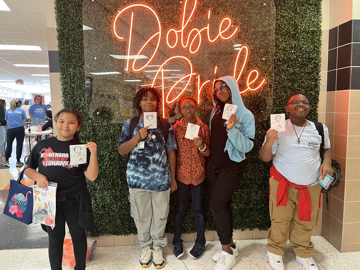 ILS_Cooper's tweet photo. Character pictures of the students drawn by @jorgecham author of “Oliver’s Great Big Universe.” @Houston_AISD @Roeper_ILS @aldinelibraries #TweensRead23 #MyAldine https://t.co/6qifkGvL25