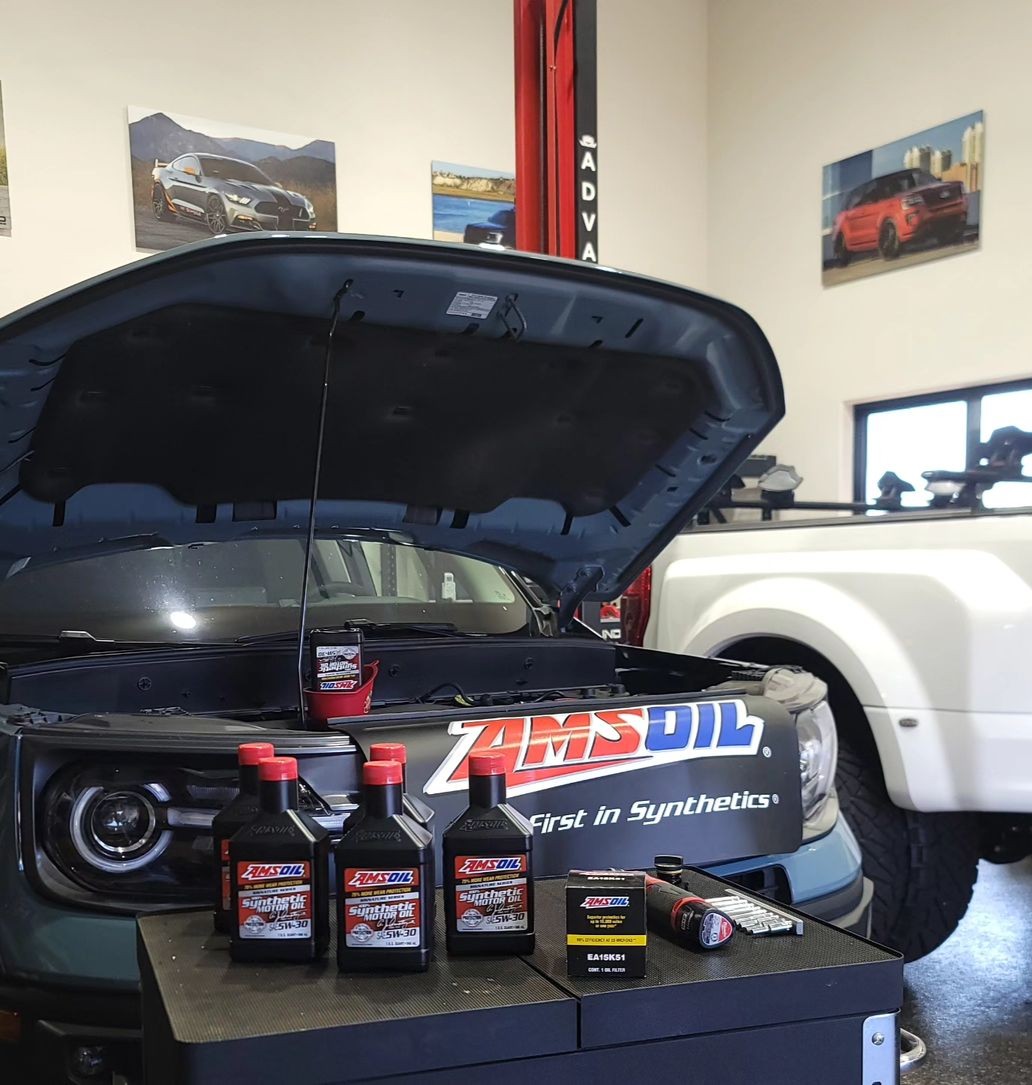 AMSOILINC's tweet image. "When it comes time for maintenance, we only turn to one lubricant @amsoilinc."

#TeamAMSOIL #ecoboost #WeekendMaintenance #OilChange #SignatureSeries 

📷: @mad_industries