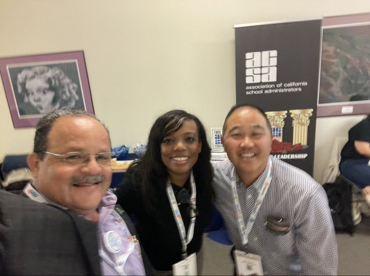 KFuentesLAUSD's tweet photo. An amazing day of learning and connection with so many #lifelonglearners at #DigCitCon. It was great to see so many @ACSARegion16 members and other prospective leaders engaged in today’s sessions.Thank you @ITI_LAUSD for such a great experience!🤩🙌🏾💡 https://t.co/ja4Fewrgqv