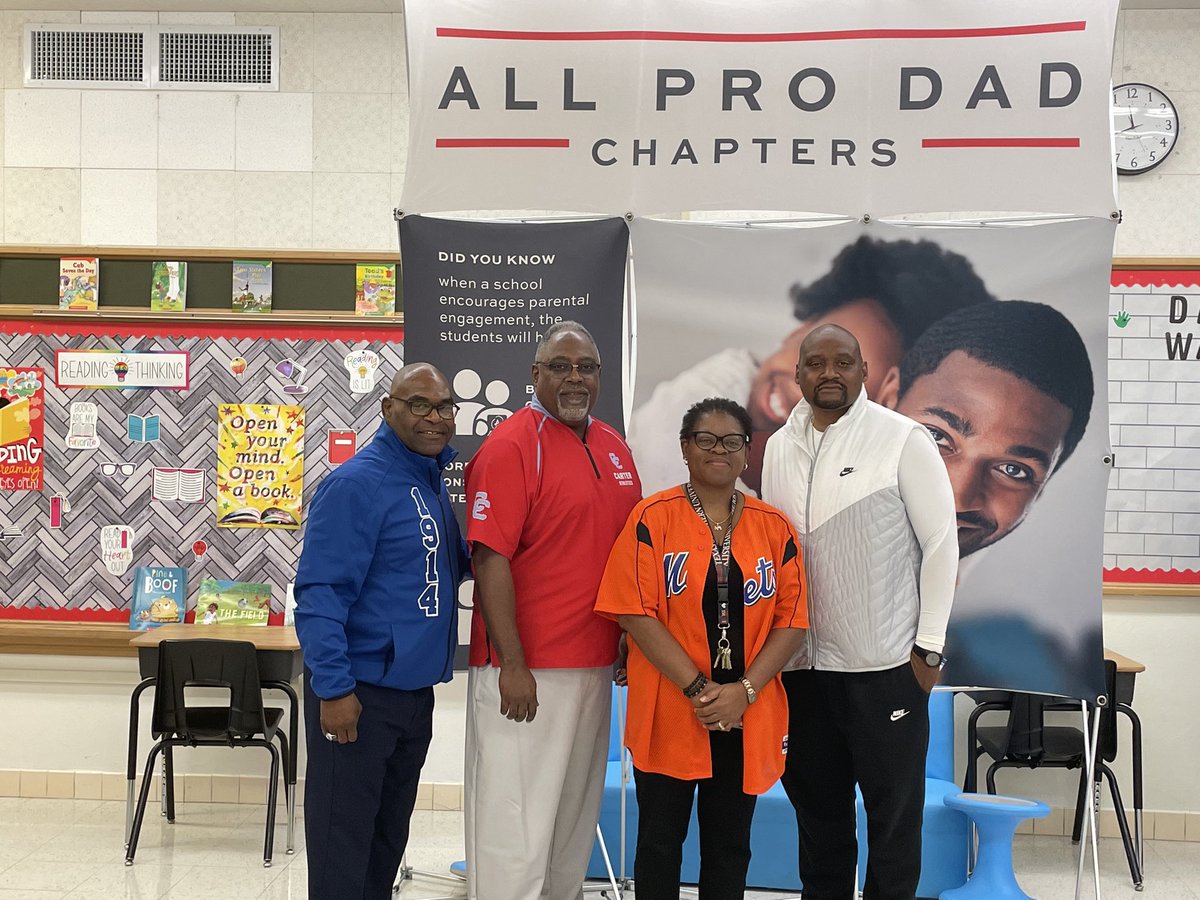 MTTyeskie1's tweet photo. I was honored to assist Dallas ISD Partnership Department with getting some of @dallasathletics coaches to help with this initiative! I’m grateful! In HIS honor! @Tanya_N_Shelton @StillKimball @DWCarterHS @RooseveltHS_Dal @SHSDragonsDISD @SunsetCA17 @JFKimball_HS @AllProDad https://t.co/4UQMsG60Hp