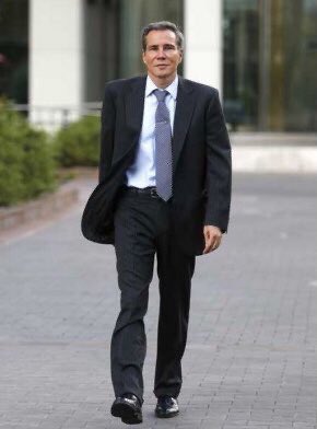 OscarPa96778460's tweet photo. Mañana mi voto también va en honor a este señor👍💪❤ https://t.co/yrM0OR6cjZ