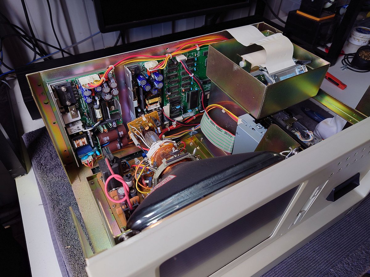 double_oh_two's tweet image. 東プレ (Topre) MCRW-5000 machine internals