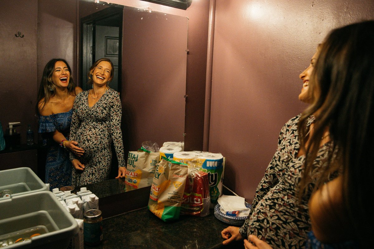 Caroline Jones tweet media