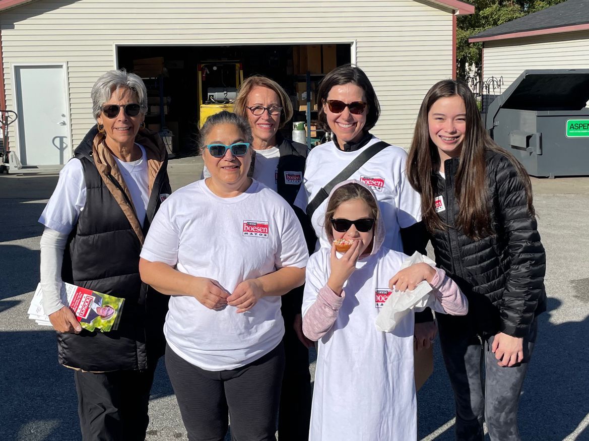 It’s a great weekend to knock doors and talk to voters about the important choice they have in this election. Sign up to volunteer at connieboesen.com!