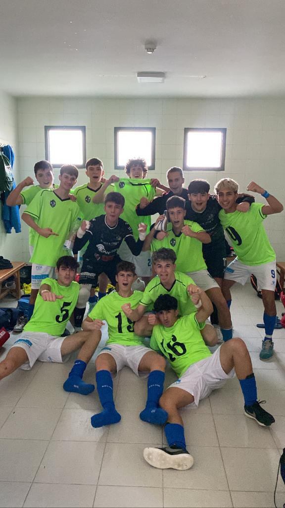 Puertollano_FS's tweet photo. Nos llegan resultados desde Porzuna, y otra vez los juveniles dejan el listón bien alto.
⚽️ @jesusm_rr 
⚽️⚽️⚽️⚽️ @Solana20Carlos 
🦁🔥🔴⚫️ https://t.co/Pjwc30w313
