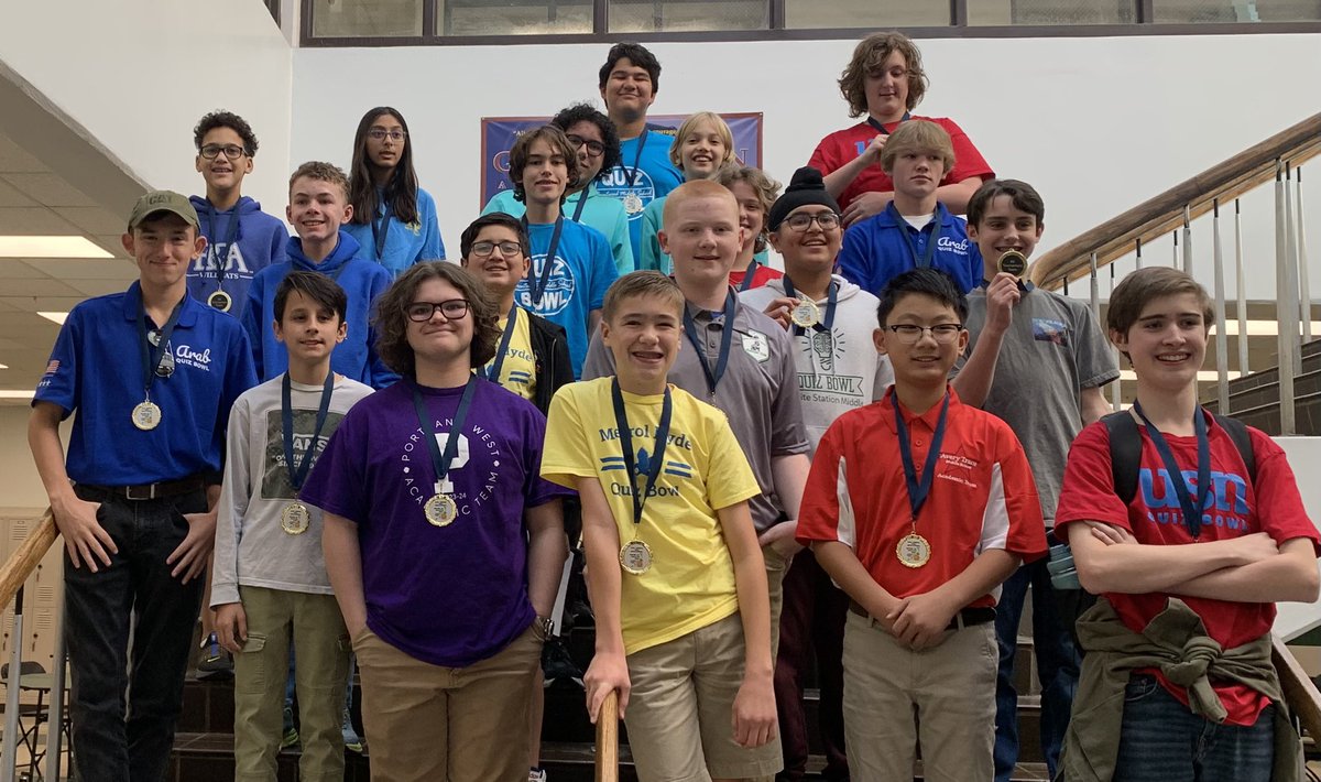 smithd24's tweet photo. @GreenWavePride Mr.Hoover and the GHS academic team hosting one of the largest middle school quiz bowls with  48 middle school teams from across the south. https://t.co/zXbFYuVLqZ