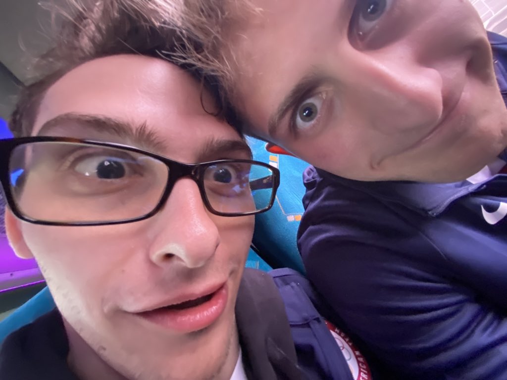 GymnastSteve's tweet photo. Team finals vibe https://t.co/IGNX89VfPy