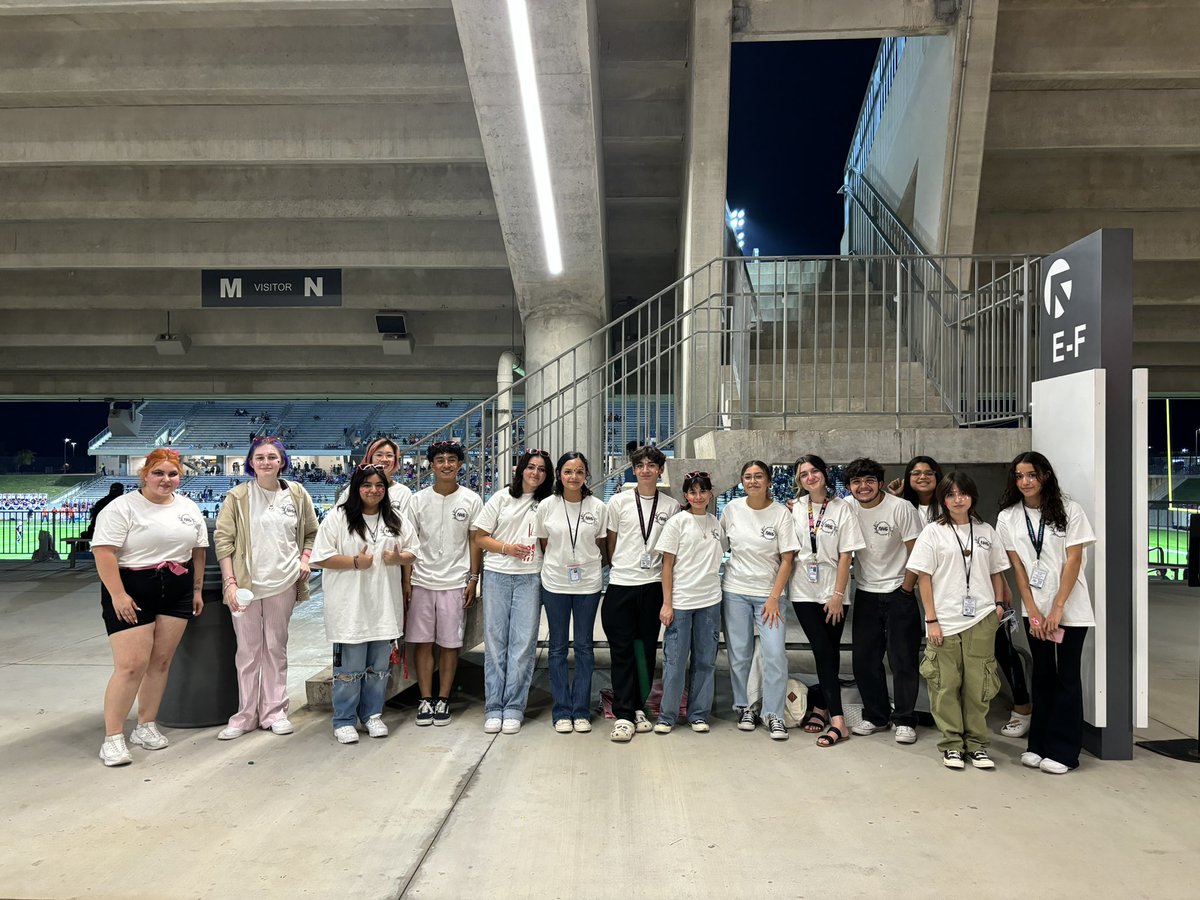 Paetow Visual Art (@paetowart) on Twitter photo NAHS did an amazing job painting faces at the Pink Out Game! Such an important organization for our talented kiddos 🎀 <a href="/PaetowHS/">Paetow High School</a> #itsthegoodPHS NAHS did an amazing job painting faces at the Pink Out Game! Such an important organization for our talented kiddos 🎀 <a href="/PaetowHS/">Paetow High School</a> #itsthegoodPHS