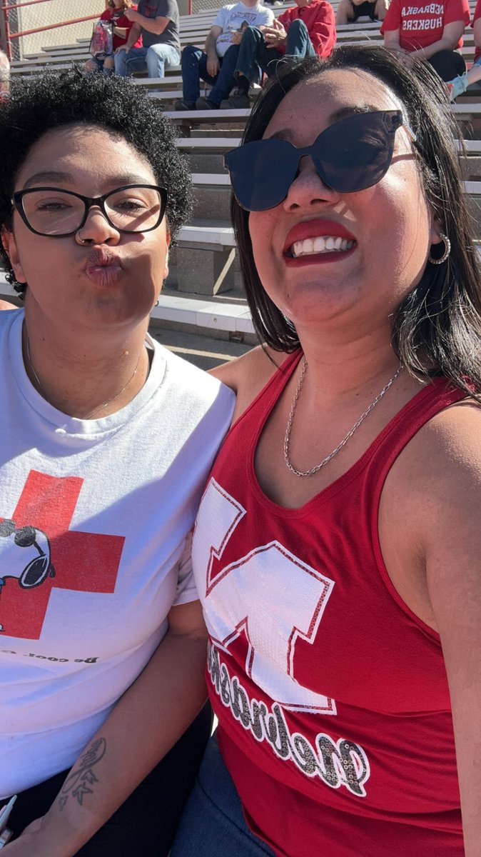 THE_B_NICOLE's tweet photo. @Huskers with the girl Taylor!!! #huskers  #huskerfootball #memorialstadium #passthebucket #americanredcross https://t.co/QTyIS02i9s