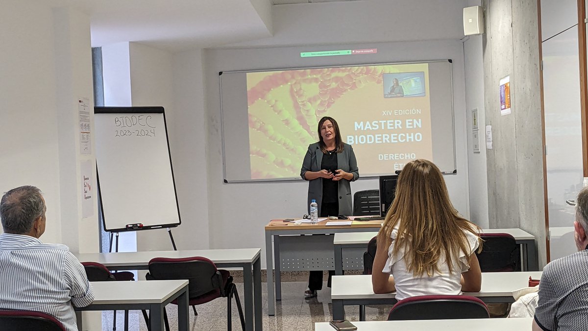 Este viernes se inauguró el Máster en Bioderecho: Derecho, Ética y Ciencia, con las palabras centrales de su coordinadora prof. Dra. Blanca Soro. La también directora del #CEBES, explicó las novedades de esta XIV edición, con la Unidad Asociada BESO, <a href="/UNLitoral/">Universidad del Litoral</a>, <a href="/FSJPS_Ulille/">FSJPS Ulille</a>