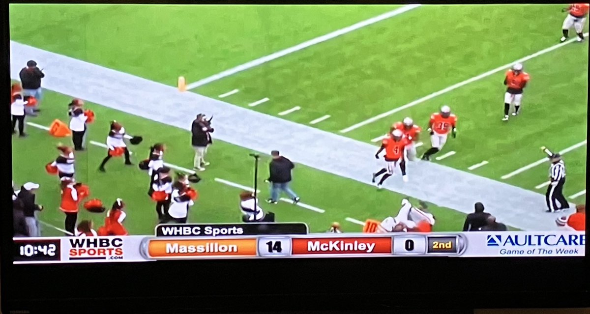 BeansieARamp's tweet image. What are we doing here @1480whbc - absolutely no idea what down it is #badgraphics