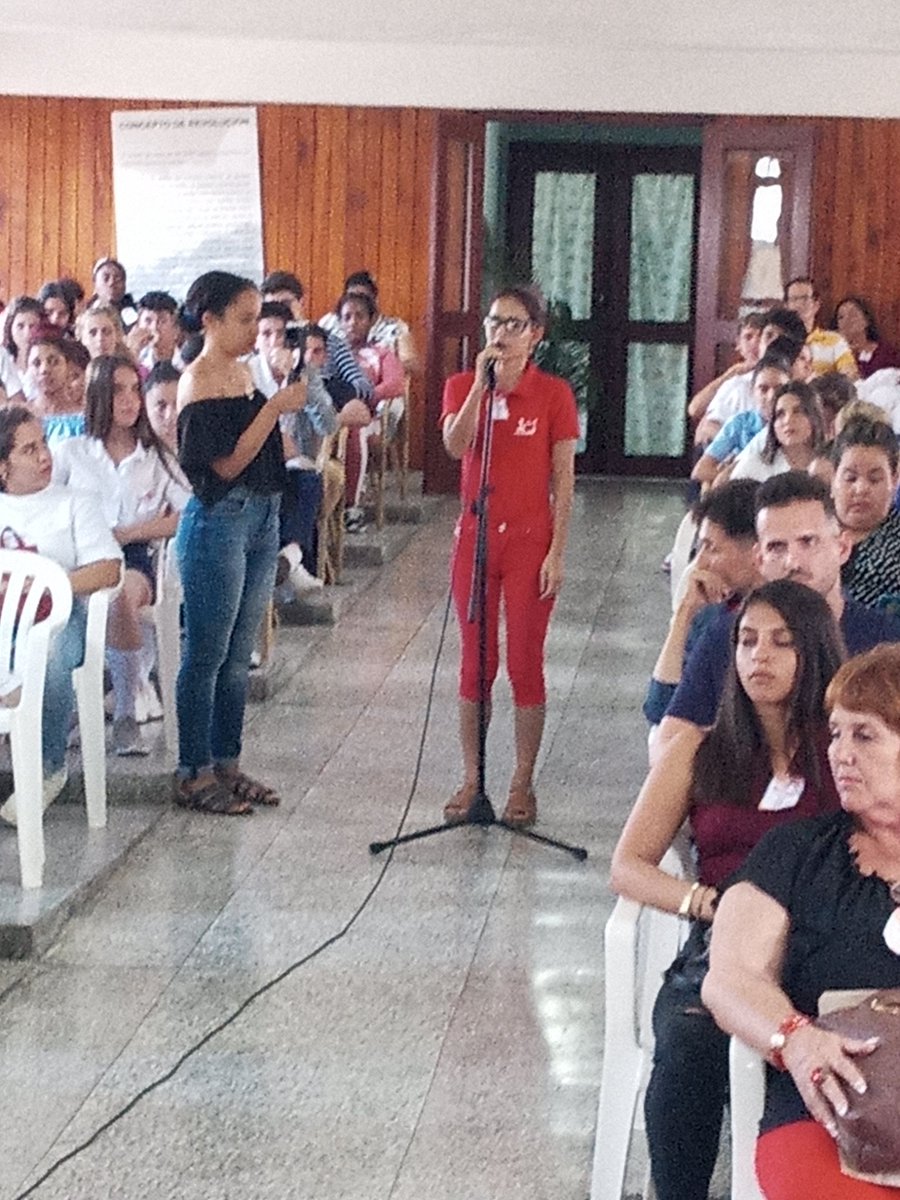 Yuleisy28822351's tweet photo. Han pasado ya 60 años y sigue siendo joven nuestra organización #XIICongresoUJC #CreaTuFelicidad #SanctiSpíritusEnMarcha @DiazCanelB @DeivyPrezMartn1 @Julio https://t.co/0Xq1cNBwzH