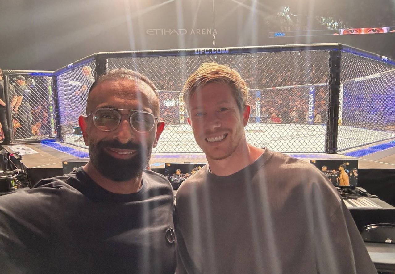 EuroFoot on X: " Kevin De Bruyne enjoying his time watching the UFC  294 event in Abu Dhabi! https://t.co/ruHI0S9dYP" / X