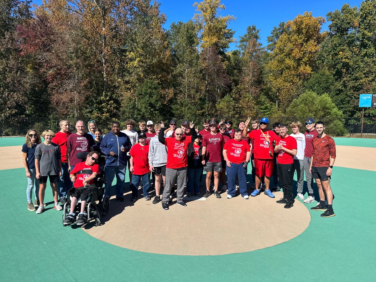 AlpharettaBB's tweet photo. Our players had a great time and were blessed to be at @miracleleagealpharetta today. One week to go in the season for the Mustangs, Grimes Guys, Yankees and the Raiders 
 #onealpharetta #winrheday https://t.co/NARW05ITjN
