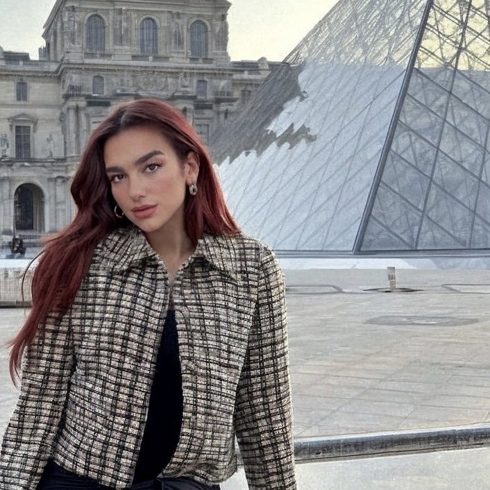 dua lipa in paris 🌍
