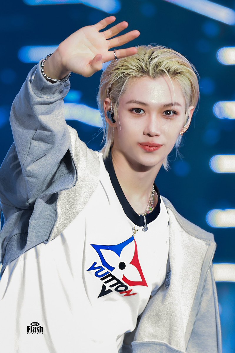 Flash_Felix0915's tweet photo. 231021｜Seoul Special D1 HD

#LoveFelix #felix #필릭스 
#straykids     #스트레이키즈 https://t.co/HPHSDYaZFv
