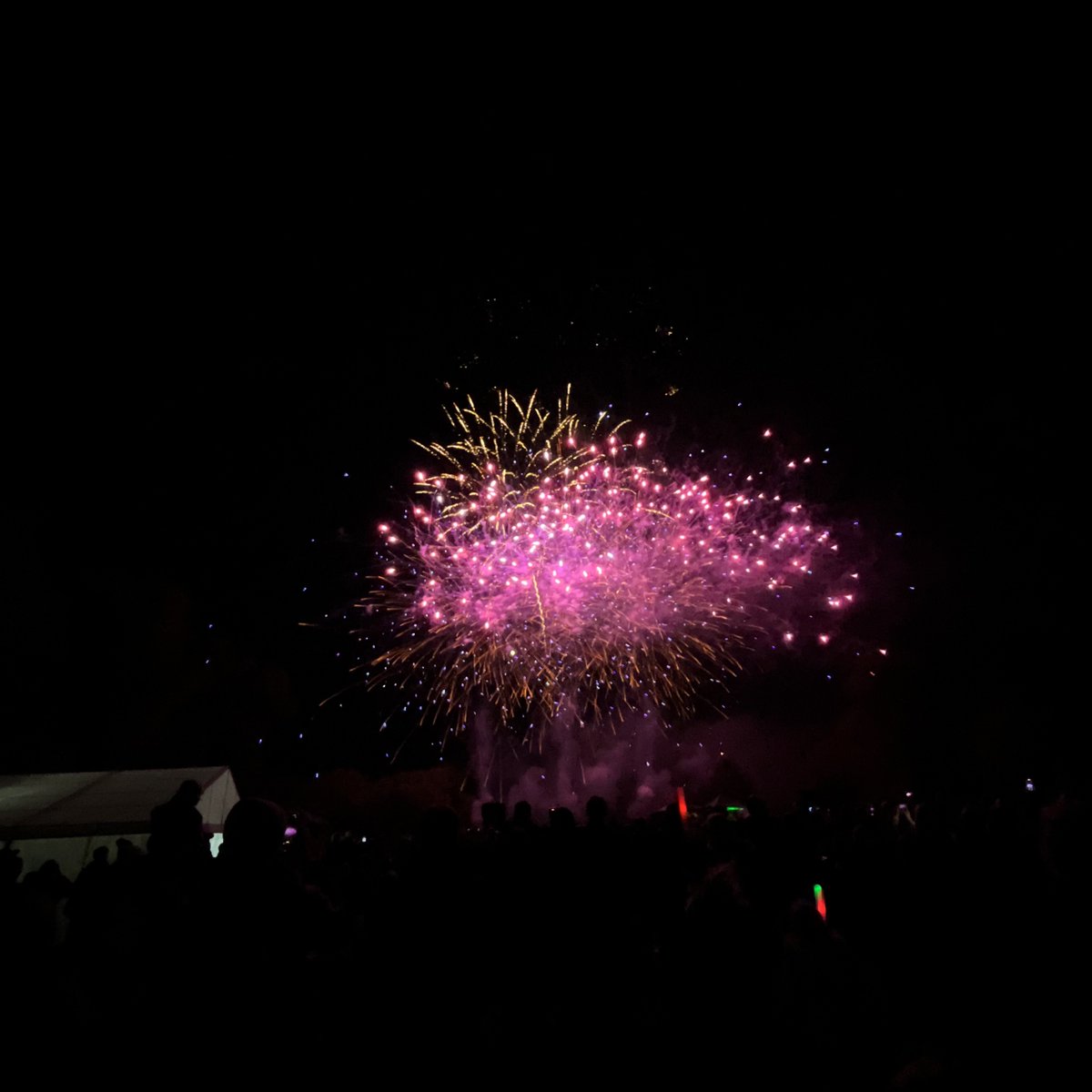 Cosgrovepark's tweet photo. 🎆 Thank you all for attending our End of Season Fireworks Display for 2023! 🎆

Atleast the weather held off for us yet again! 😅✨🙌🏻

#FireworksAtCosgrove #FireworksDisplay #CosgrovePark #InsideCosgrovePark #MakingMemories #FamilyTime https://t.co/joLio4eDtx
