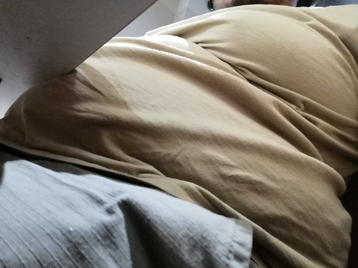 TheChonk4yDrG's tweet photo. Hey cuties ~ another day, another little feast i have ~ and i will try more burgers ~ like 4 or 5~, what do u think ~? Buuurp ~~~ https://t.co/PWnJaSZrtF