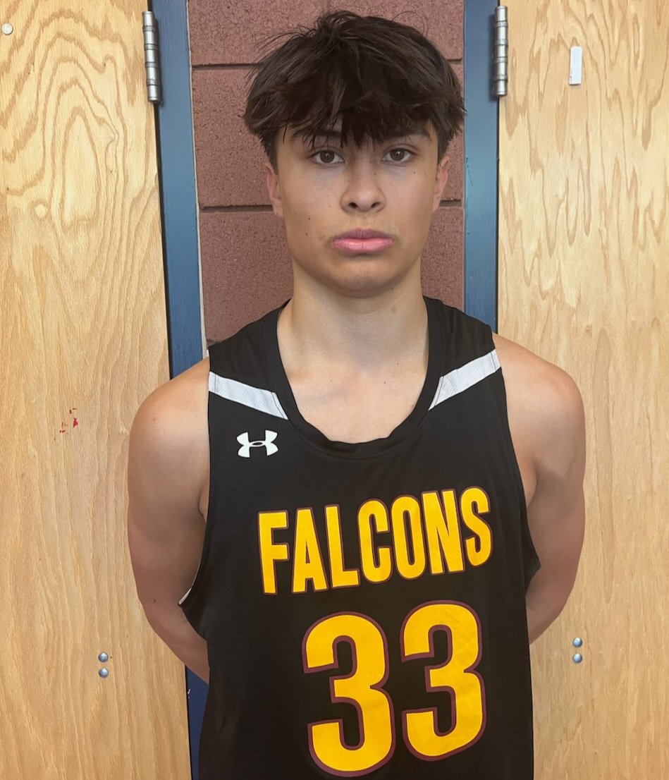 '25 6'2 Cody Shen (Torrey Pines) averaged 13.8ppg/5.0apg/2.8rpg, including a 24pt performance vs Grind Prep (OK). Shen was a big factor in the Falcons' run to the title game in the Platinum Division. #GP <a href="/Codyshen_/">Cody Shen</a> <a href="/AntBolt_3/">Anthony Bolton</a>