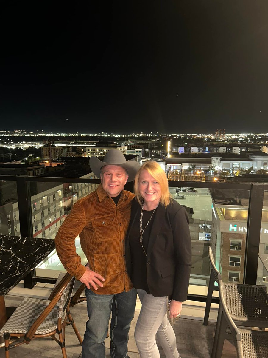 Check out the 🥵 chick I found in SLC. 
It’s all about hormone education for the next 3 days. 
Team Needham living the dream. 
We absolutely love our jobs helping people get healthier. #TeamNeedham #SaltLakeCity #hormoneeducation #hormones #hormonebalancing