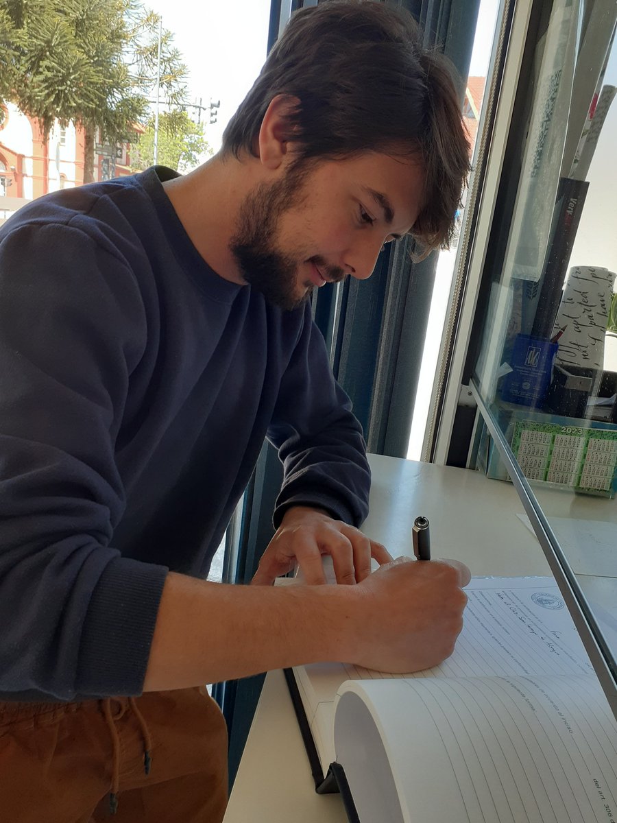 #Volvimos Caruso tweet media