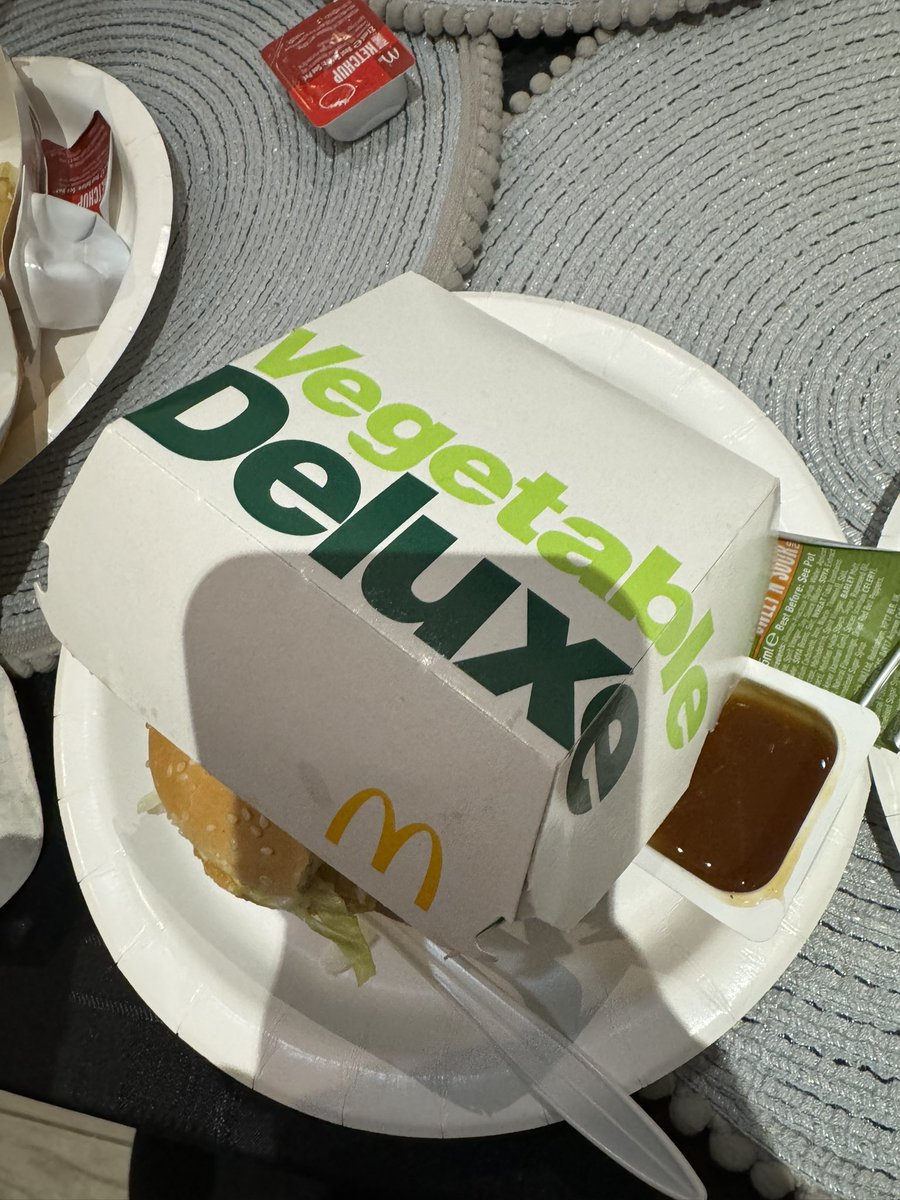 AlexisPink's tweet photo. Thanks @mcdonalds that is 100% not a Veggie Deluxe! 😡😡😡 https://t.co/SfdRt99x9e