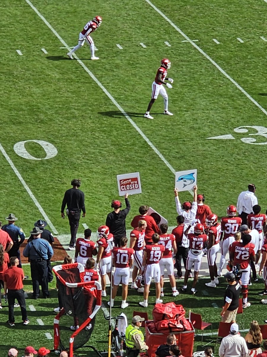 thebenbryant's tweet photo. @RedditCFB Offense was closed today https://t.co/0ll9qLx0vn