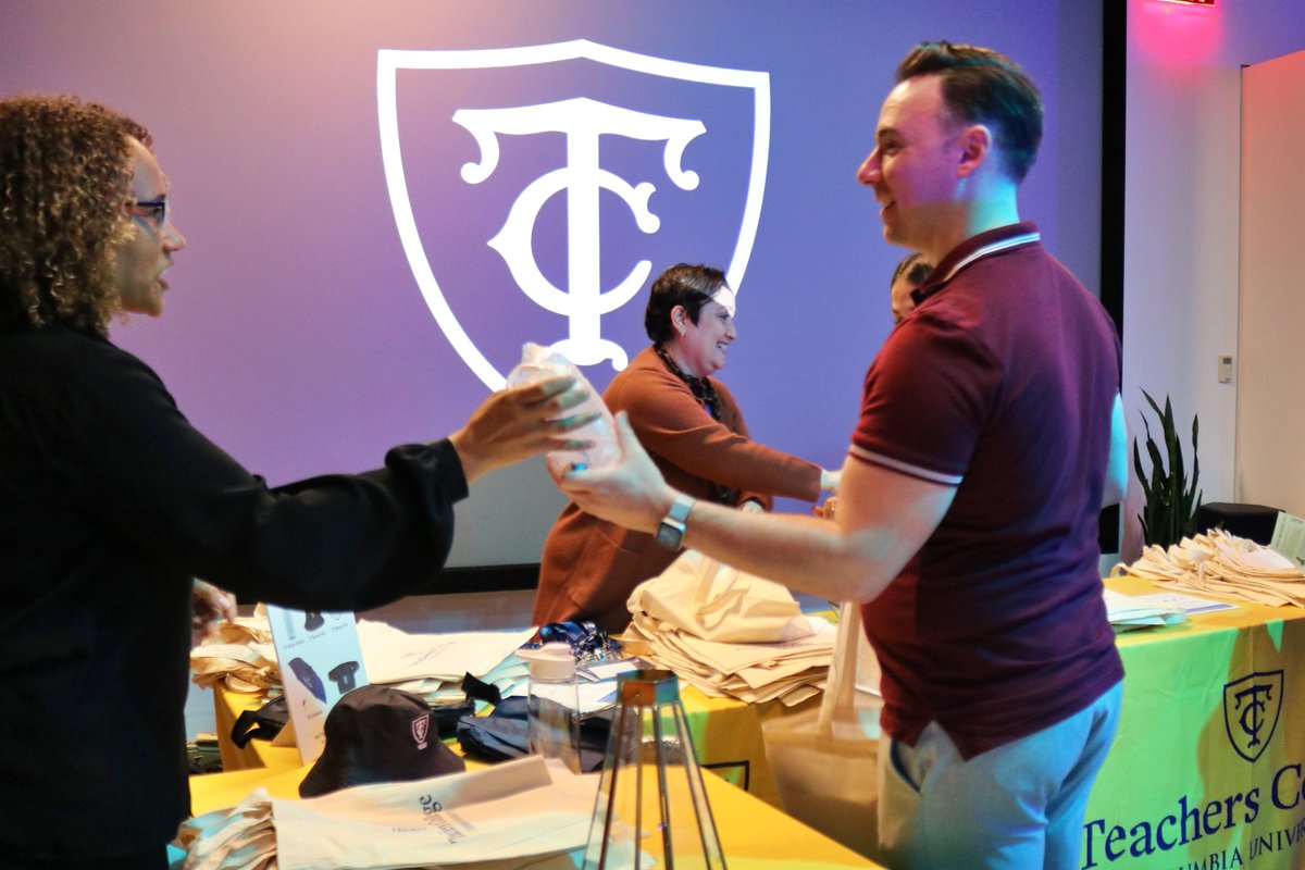 TeachersCollege's tweet photo. We had an amazing time celebrating our new look with the #TCCommunity earlier this week! 🎉💙 Together, we're on a mission to bring #truechange to the world. Share your true change with us 👉 https://t.co/NU4puTNJWT https://t.co/QuAdoHKq2k