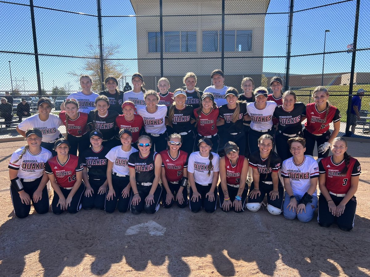 The 18U Gold and National teams are getting some work in on this beautiful fall day with situational scrimmages! Better together. 💪🥎❤️💣👊@NEQuakesJonas @NEQuakesMacken @NEQuakes_Bowen @QuakesRecruit