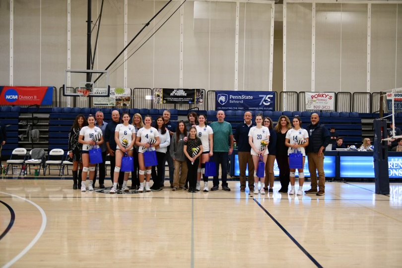 PSBAthletics's tweet image. The @BehrendVB team defeats Carlow 3-0 on Senior Day! 

25-12, 25-7, 25-19 - Phillips hit . 607 behind 18 kills