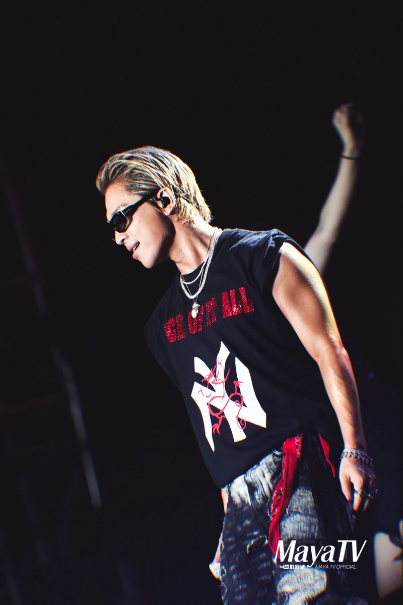 mayaonline2002's tweet photo. ฝนยังต้องหยุด! สิ้นสุดการรอคอย! แทยังกลับมาทำให้หัวใจแฟนๆ อบอุ่นอีกครั้งใน #OCTOPOP2023 พร้อมจัดเพอร์ฟอร์แมนซ์สะกดทุกสายตา 

#TAEYANGatOCTOPOP2023
#OCTOPOP2023 #태양 #MAYATVOFFICIAL https://t.co/Ha0Vs2C40M