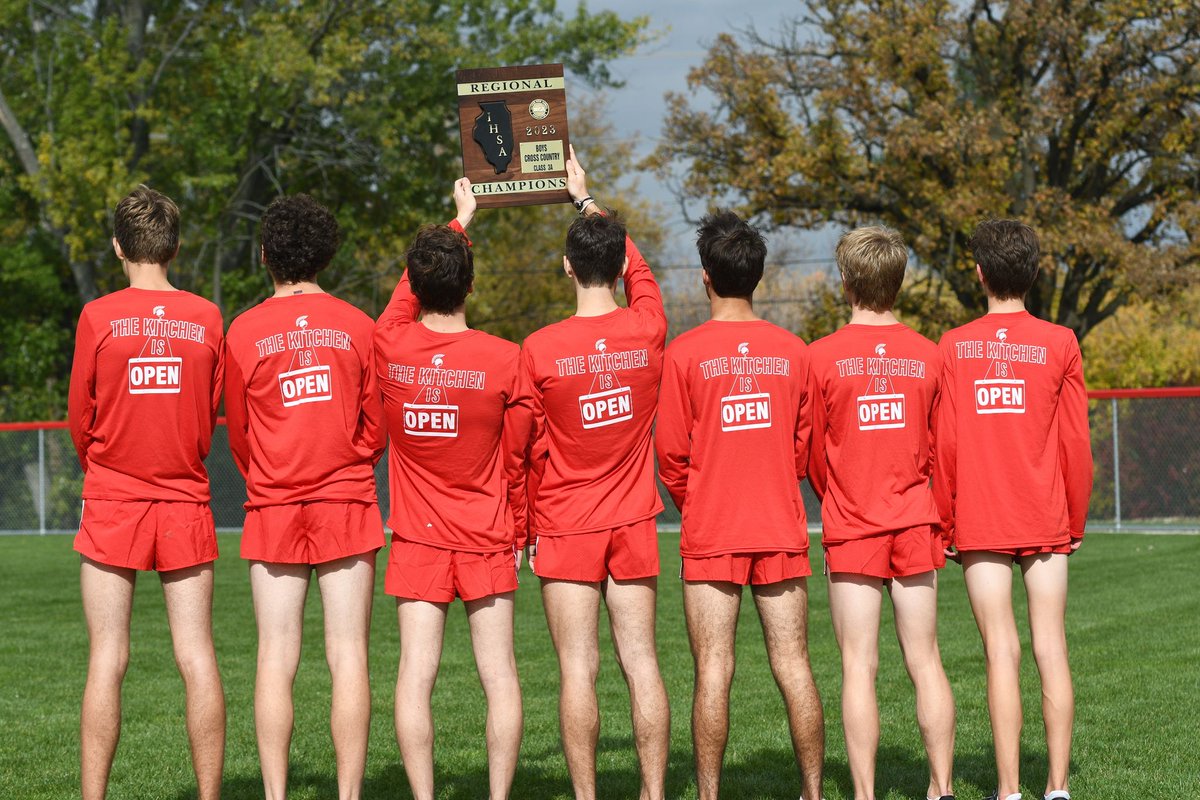 Deerfield Distance Crew tweet media