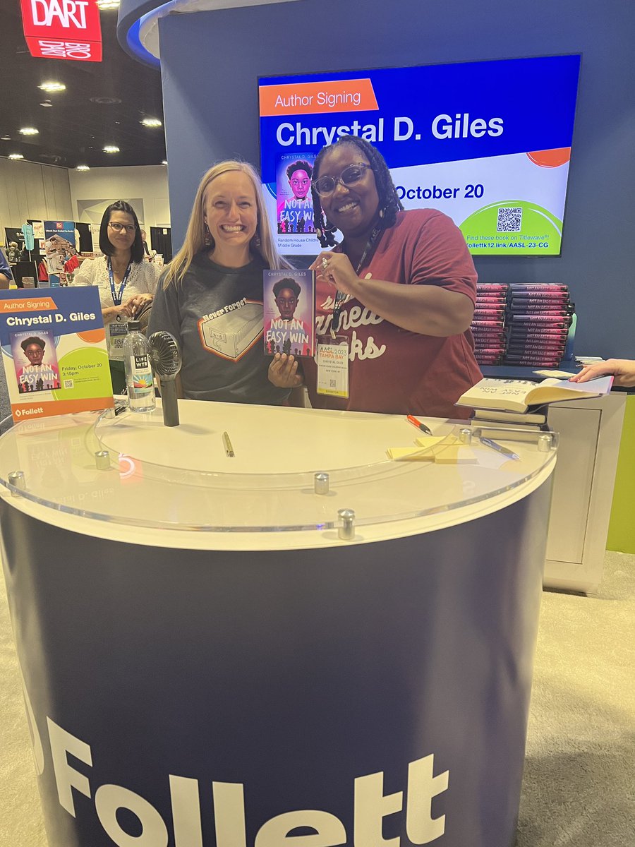 Go2TheLibrary's tweet image. Author signings at the #AASL23 conference.
@creativelychrys 
@McCallHoyle