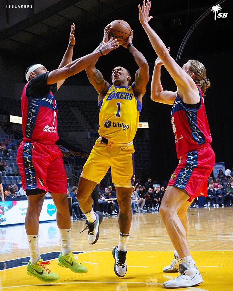 South Bay Lakers tweet media
