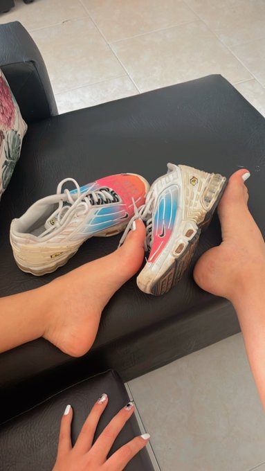 Time to train 😍  #zapatillas #shoesaddict #feet_pic #feetfethish #fethish #feetfinder #beautiful #sexy<a href="/tag/zapatillas"class="tags">#zapatillas</a><a href="/tag/shoesaddict"class="tags">#shoesaddict</a><a href="/tag/feet_pic"class="tags">#feet_pic</a><a href="/tag/beautiful"class="tags"><span>#beautiful</span></a><a href="/tag/sexy"class="tags"><span>#sexy</span></a><a href="/tag/teen"class="tags"><span>#teen</span></a><a href="/tag/only"class="tags"><span>#only</span></a><a href="/tag/feetfridays"class="tags"><span>#feetfridays</span></a><a href="/tag/onlyfansbabe"class="tags"><span>#onlyfansbabe</span></a>