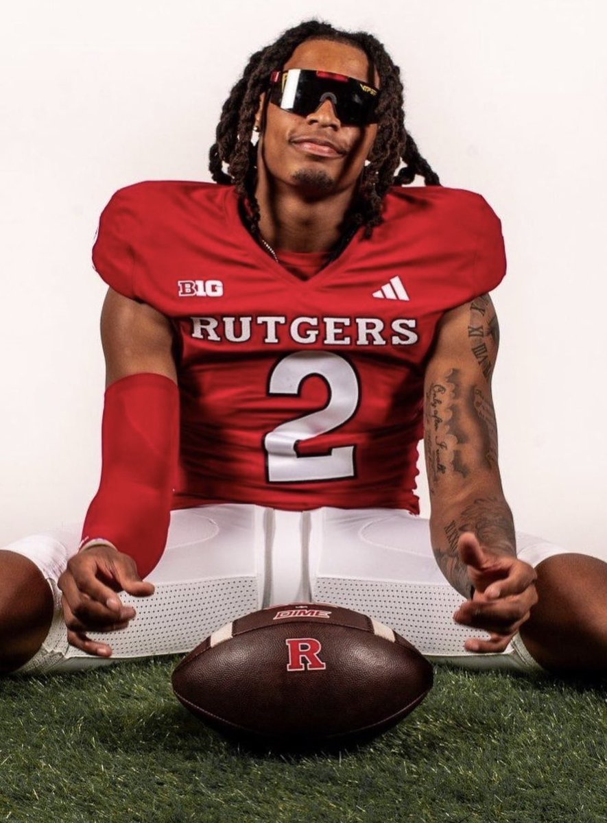 CFBTalkDaily's tweet photo. talk to your friends and families about bowl eligible Rutgers 

this program has made incredible progress🪓🪓🪓🪓 https://t.co/21cjNNqeJd