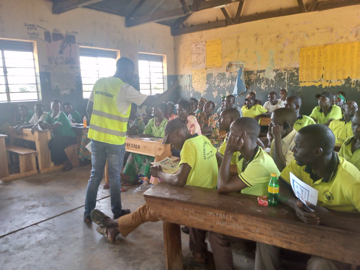 COCENET13's tweet photo. Thanks @sunmakerenergy for supporting @COCENET13 in financial literacy training in kikyoke village Buliisa district, thanks for promoting local content @TotalEnergiesUG https://t.co/JP806Q8Lg5