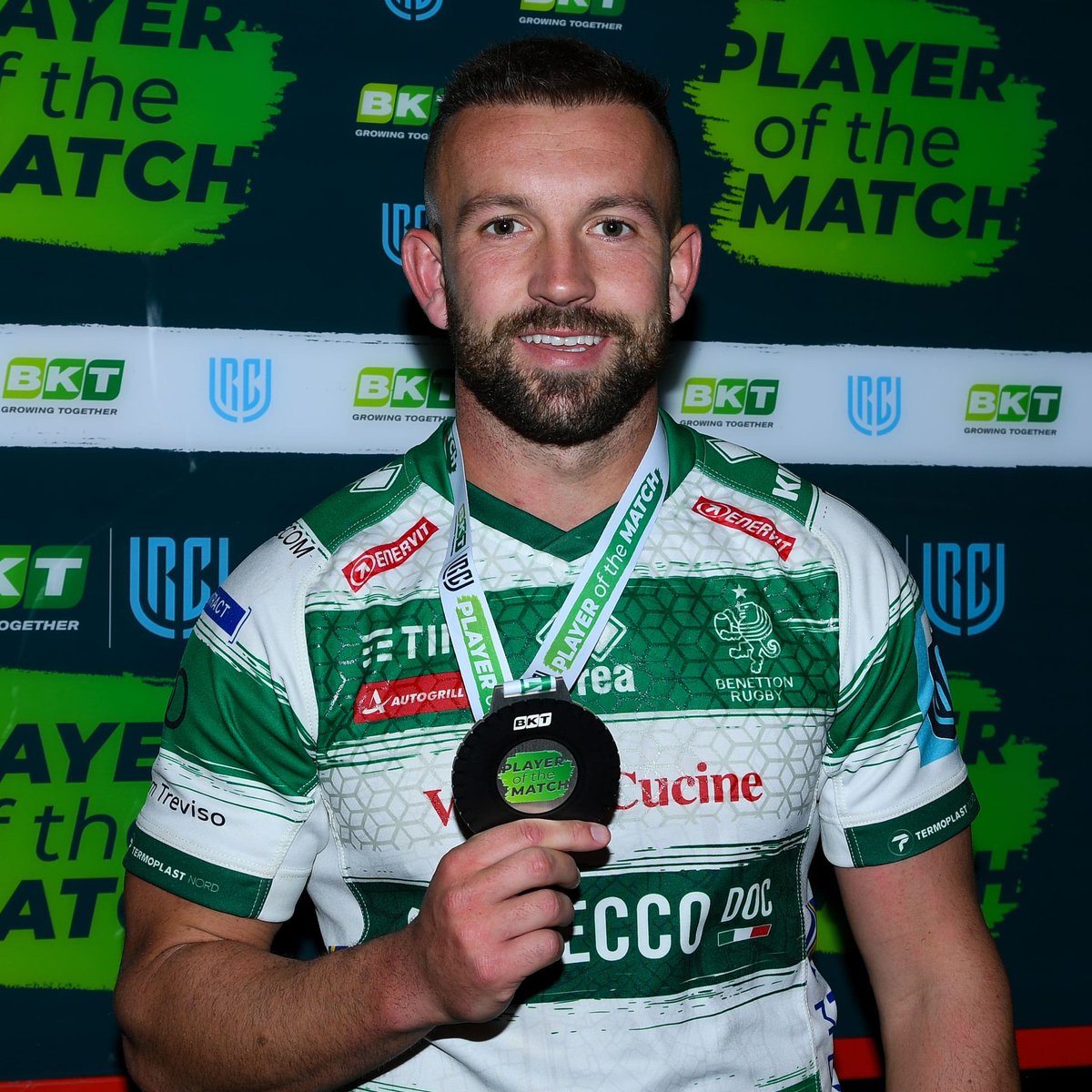 #CARvBEN <a href="/URCOfficial/">BKT United Rugby Championship (URC)</a> player of the match and unforgettable first official game in #BenettonRugby jersey for <a href="/AndyUren9/">Andy Uren</a>🏅🤩

#WeAreLions #playerofthematch