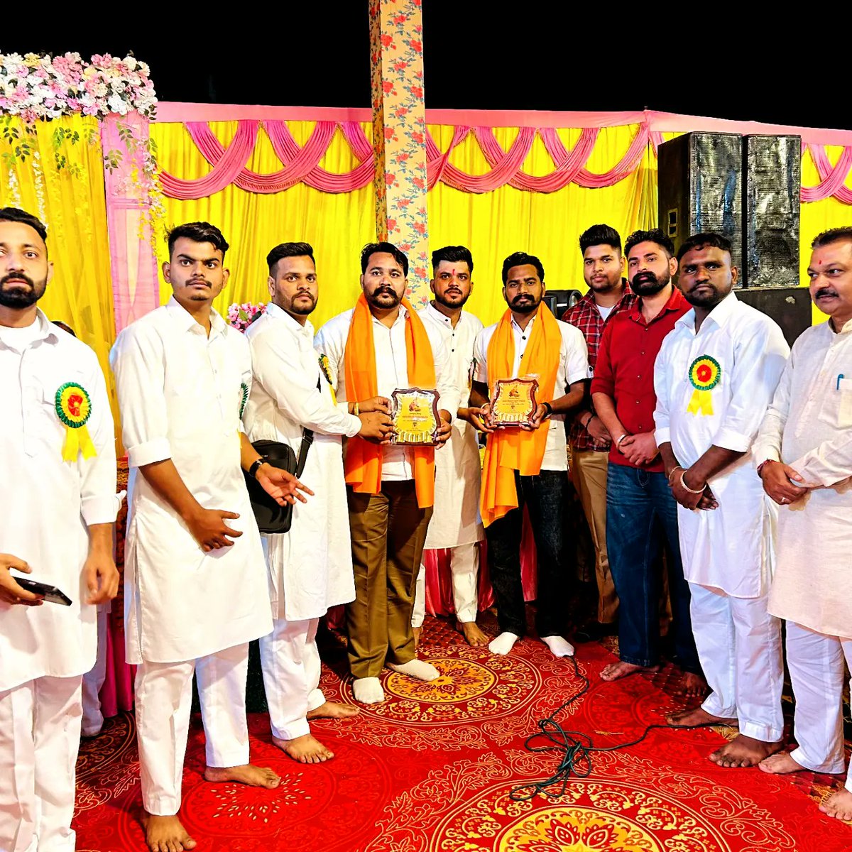 ADV_RAHUL_PUHAL's tweet photo. 💐🙏भगवान वाल्मीकि महाराज जी के पावन प्रगट दिवस के उपलक्ष्य में 21/10/2023 को करुणासागर भगवान वाल्मीकि महाराज जी का पवन सत्संग भाई सागर द्रविड़ जी की और से पंजाब यूनिवर्सिटी चंडीगढ़ में करवाए जाने पर हार्दिक बधाई एवं शुभकामनाएं।🙏💐
@SagarDravid #panjabuniversitychandigarh https://t.co/RDdQJ8lp4Z