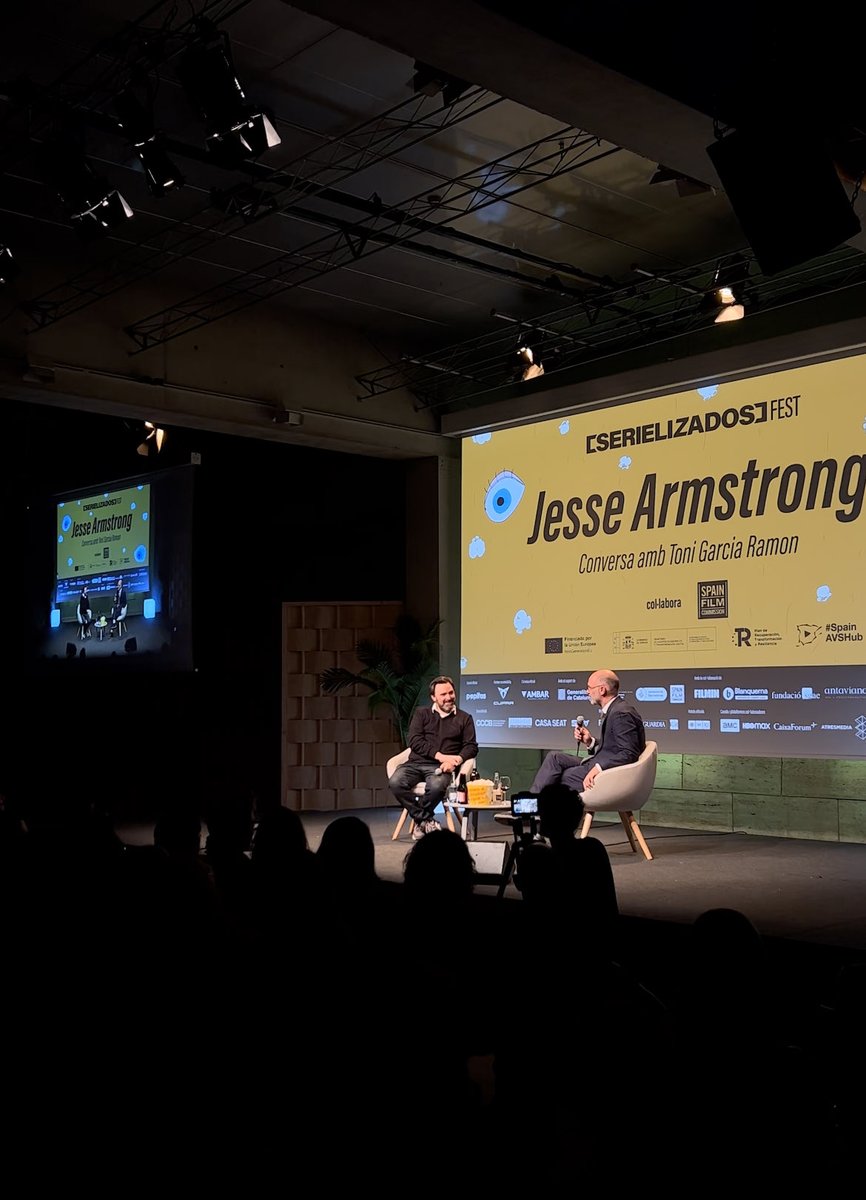 A Barcelona tenim un dels millors festivals de sèries del món. I tot és gràcies a la idea que ⁦<a href="/enbetu/">betu molero</a>⁩ i <a href="/vsalaf/">Víctor Sala</a>⁩ van tenir fa 10 anys. El ⁦<a href="/SZSfest/">SERIELIZADOS FEST</a>⁩ ha portat a Jesse Armstrong, creador de Succession, i ha estat una meravella. Llarga vida a ⁦<a href="/SERIELIZADOS/">SERIELIZADOS</a>⁩!